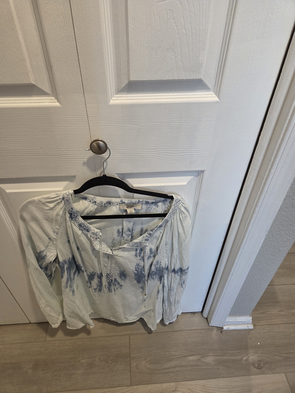 Vintage America Light Blue Tie-Dye Peasant Tunic with Tassel